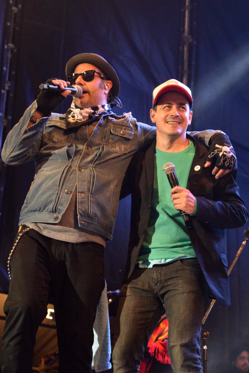 12 Monos tweet media