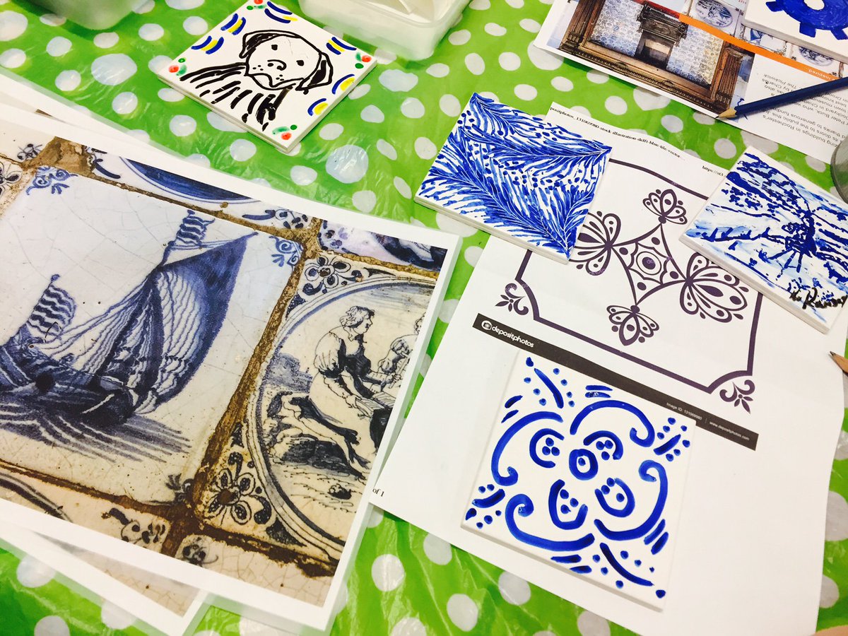 medwayprintfest's tweet photo. Wendy Daws was busy leading the free 'Make a Dutch Tile' workshops yesterday at Rochester Community Hub during Dickens Festival. #mpf17 https://t.co/SuKCPgvcrv
