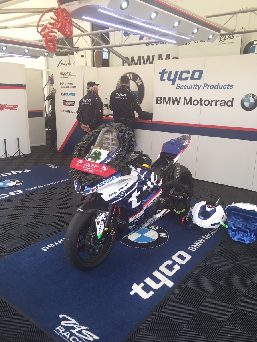 arfmaster's tweet photo. Amazing time on the Isle of Man experiencing the complete madness that is the TT. This is raw motorsport. Extremely rare to find. https://t.co/CnkLeo4c6Q