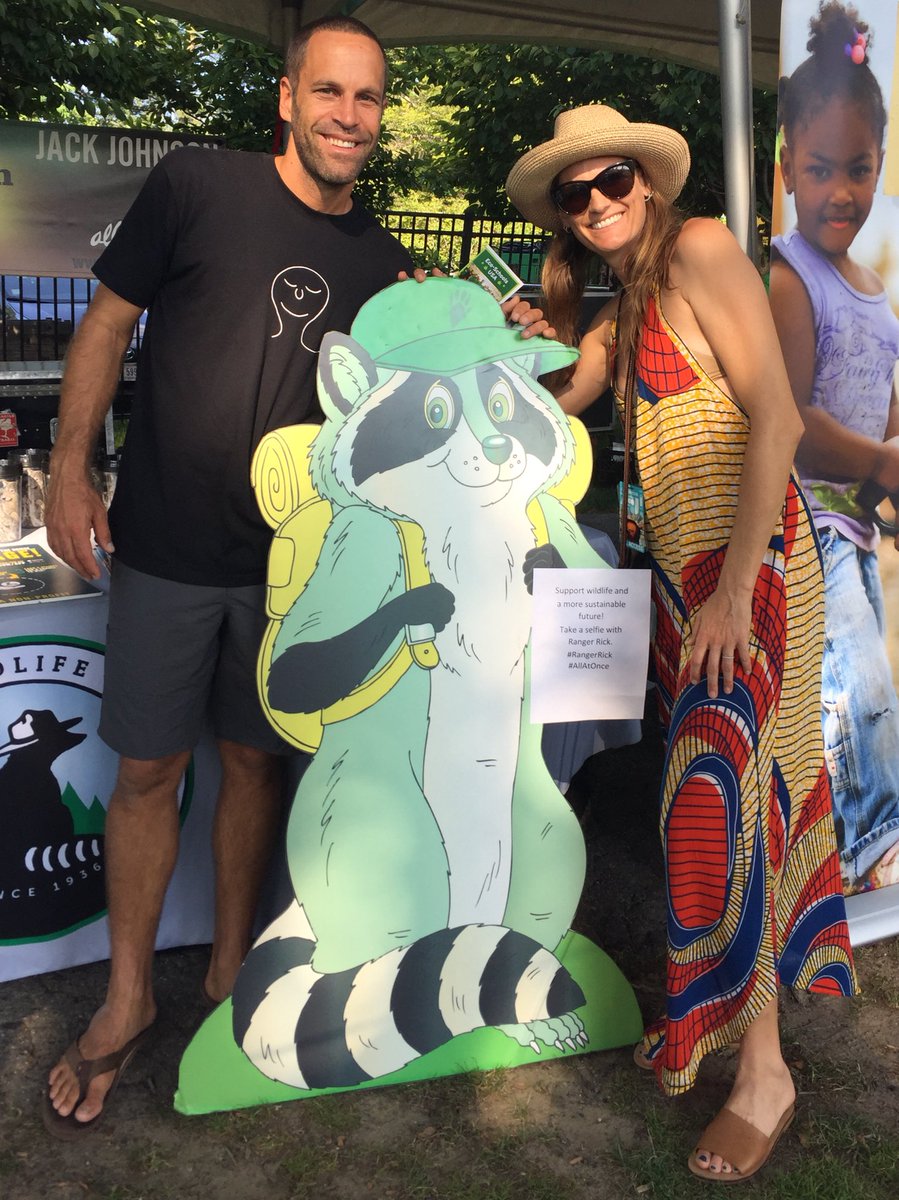 HollyLShields's tweet photo. Hanging out with #RangerRick and @jackjohnson @MerriweatherPP. Thanks for inviting us! @EcoSchoolsUSA @NWFMidAtlantic #AllAtOnce https://t.co/z2gwpDS4g1