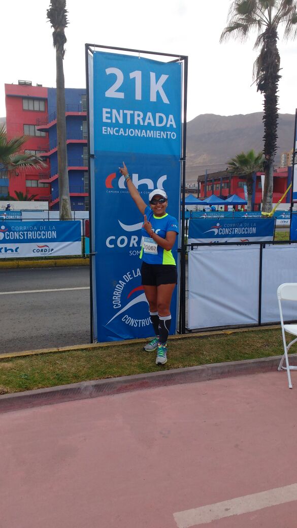 Jo_ChileCL's tweet photo. Gran corrida 21k #CCHCC Iquique 2017...objetivo logrado y meta pasada...como lo disfruto #runner @racewalk @runnerschile1 https://t.co/nFrDE3tqxB
