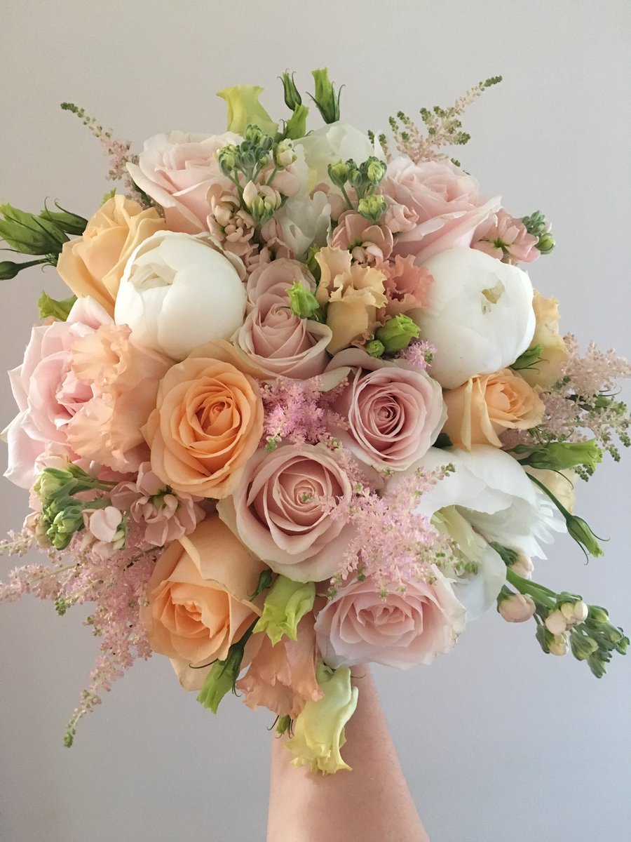 This weekends gorgeously scented bridal bouquet for the beautiful Jardine <a href="/Fleece_Inn/">The Fleece Inn</a> #weddingflowers