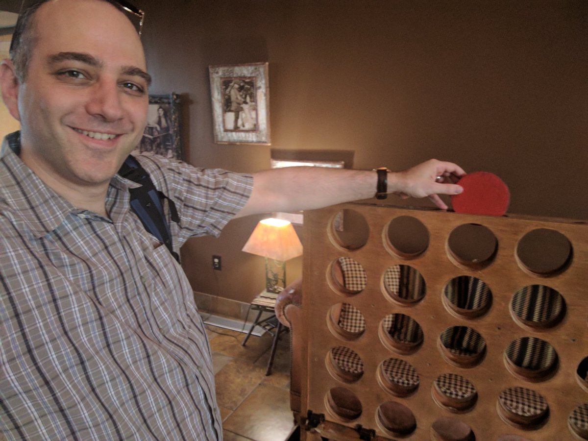 KindFortress's tweet photo. Giant Connect 4 at a hotel in Wisconsin, near the #USOpen  #GamesEverywhere https://t.co/hWnO8wNkrU