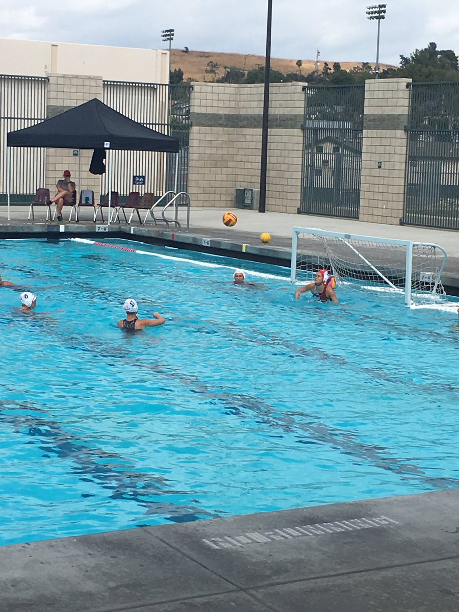 mamafugit's tweet photo. Another weekend, another pool deck #lovemynumber17 #gofoothill #18red https://t.co/Us06lwdU6T