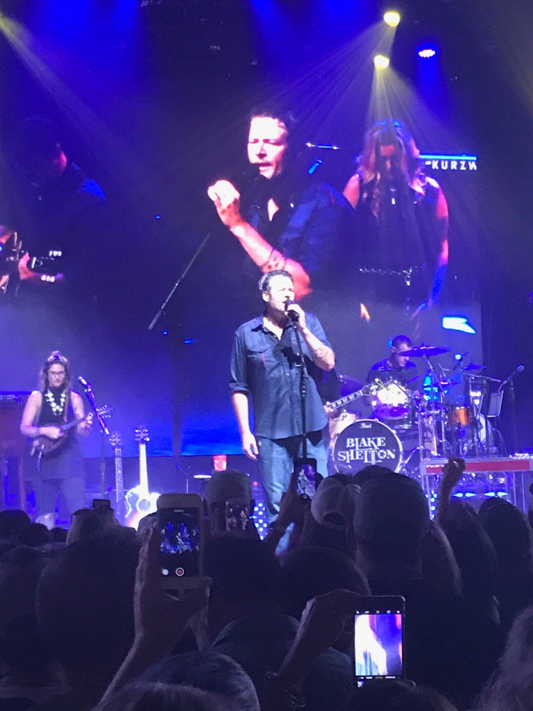 M_Coker8's tweet photo. Blake Shelton made my life by showing up at Wildhorse Saloon #CMAFEST2017 #CBMusic #cbcontest https://t.co/ejvnoF0rJO