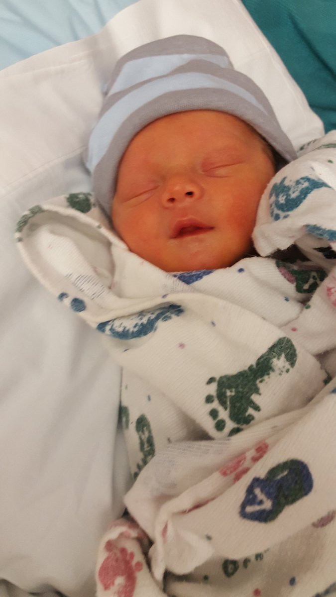 Richelle45's tweet photo. I never knew i could love someone so much 😚😚😚 https://t.co/3G5CwSitFO