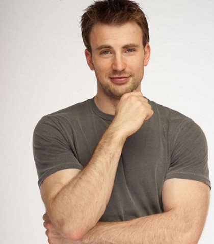SupereroiM's tweet photo. #chrisevans attore poliedrico nei #film #supereroi ha recitato in #captainamerica #fantastici4 #push e #thelosers https://t.co/nMwplwep7Z