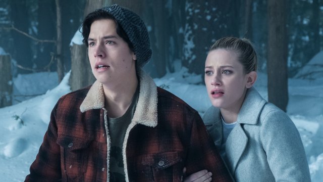 ComicBookNOW's tweet photo. RIVERDALE: Betty Will Fight To Keep Bughead Together In Season 2 https://t.co/ZqfA586G75 https://t.co/TIlO0ju50n