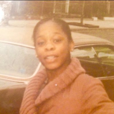 tektimewitmeech's tweet photo. #NewProfilePic #mommaDukes #wellklear https://t.co/B2CjZPRCiR