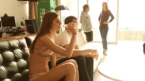 성수 뿌리는 백마 : 99fun.net/bbs/board.php?…