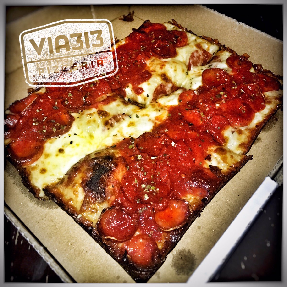 seekaychin's tweet photo. Does subliminal advertising work? Ask #BrandonHunt's @Via313Pizza hat. #via313 #sodamngood https://t.co/QCUlXaSy7M