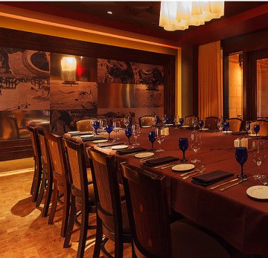 PerrysDining's tweet photo. Host your next event in one of our elegant private dining rooms! Visit the link to learn more or plan yours! https://t.co/lsK20YqhKs https://t.co/fKRsFsCWIs