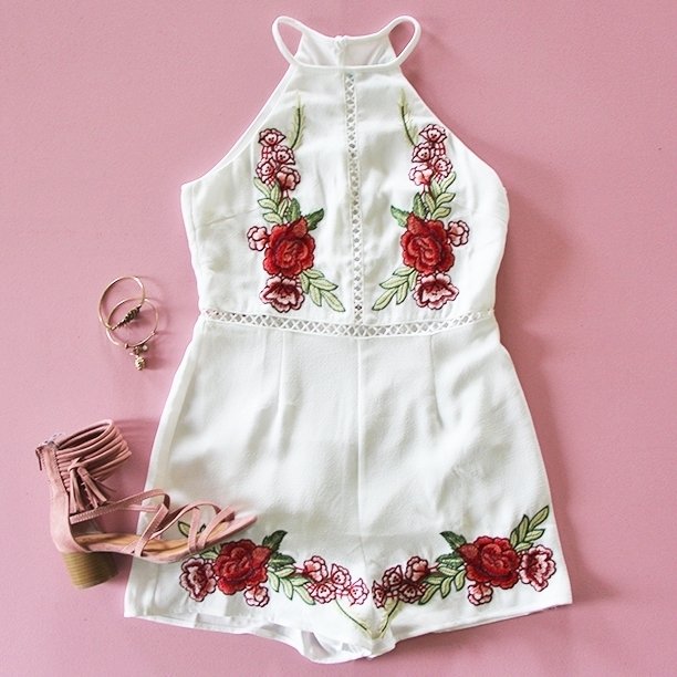 ShopEntourage's tweet photo. New Arrivals, who dis? π #SHOP NOW: https://t.co/jNPK7L9BMq #ShopEntourage #NewArrivals https://t.co/TyQ7hAlNvi