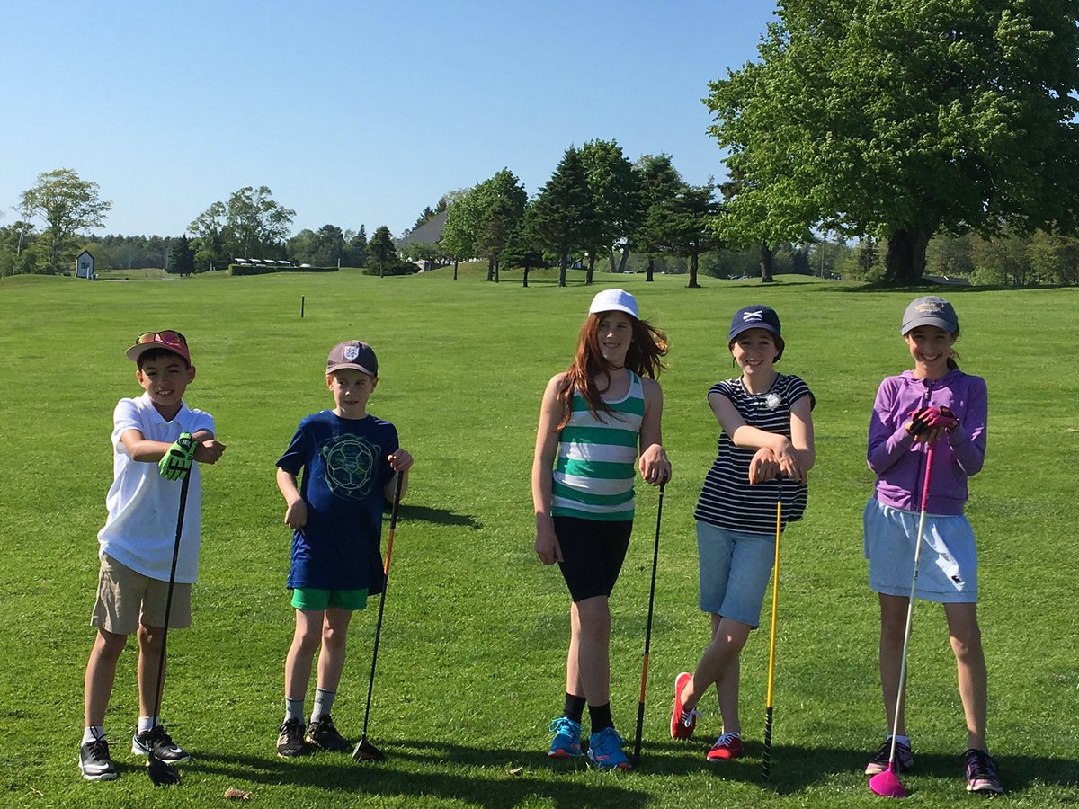 GolfClubChester's tweet photo. Great afternoon spent with some young Chester junior golfers #GrowingIt https://t.co/x7P96vlXCg