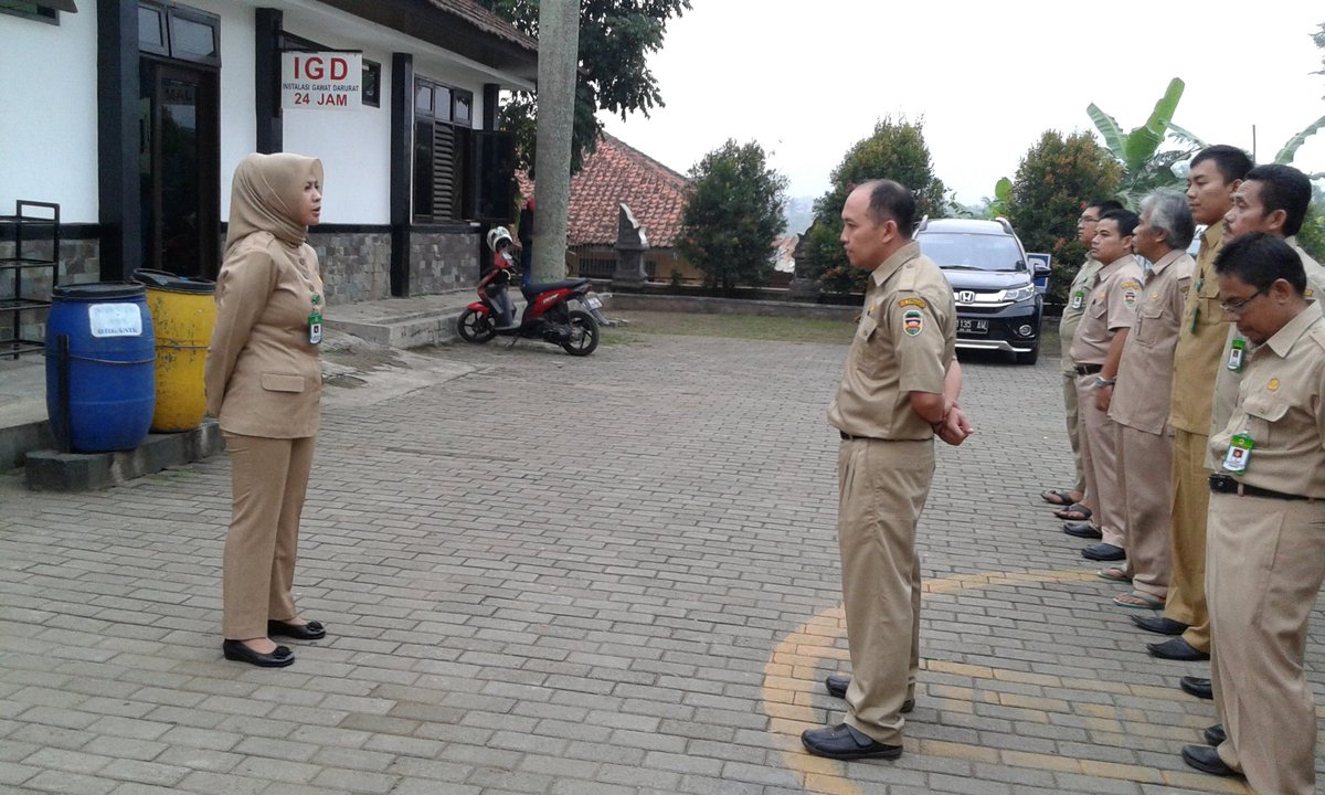 Apel pagi senin 12 juni 2017.. <a href="/dkk_purwakarta/">Dinkeskab Purwakarta</a> <a href="/DediMulyadi71/">Kang Dedi Mulyadi</a> @BKPSDM_PWK