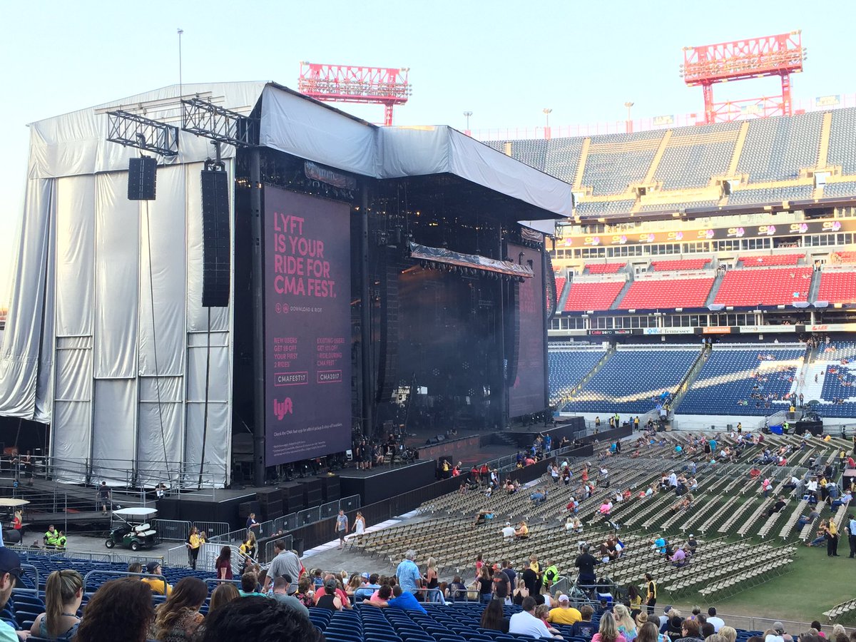 superdryseattle's tweet photo. #chevycma We love Nashville!! 🤠❤️ https://t.co/o4QBJMwLsn