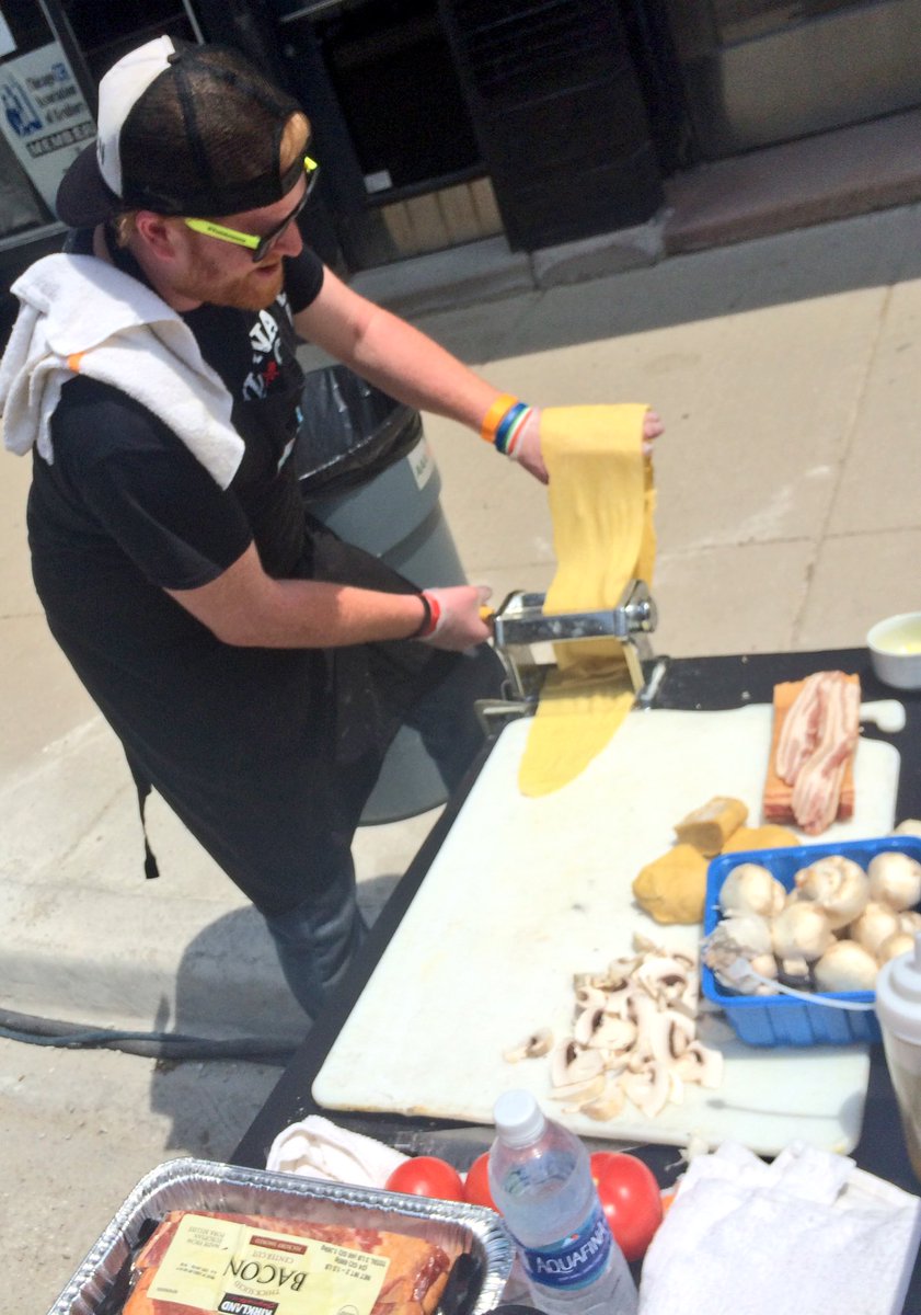ChefFight's tweet photo. It was an epic #bacon battle on the main stage @RibfestChicago for #CulinaryFightClub Thanks to our Chefs &amp; Judges for lasting in the heat. https://t.co/CZretG3ibR