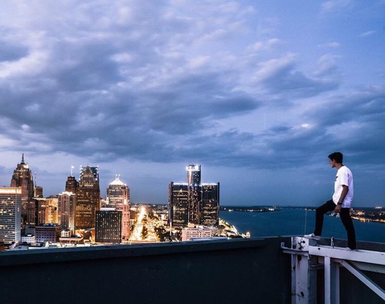 AsDetroitsOwn's tweet image. #SpookyHours 🔫 @draybvck