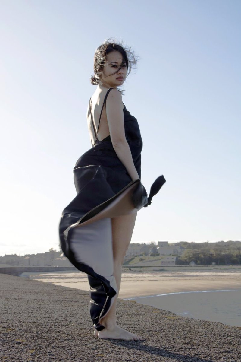 LiilooDesigns's tweet photo. My dreams are blowing in the wind #fashion #fashionblogger #fashionista #onlinefashion #trends #entrepreneur #fashionshoot #onlineboutique https://t.co/kz4Ttsoe6u