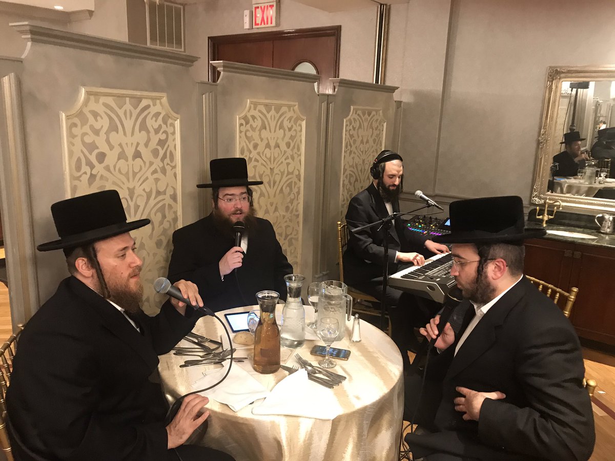 MVLandau's tweet photo. S'kimt A Frisher Vuch... elegant Sheva Brochos tonight with @YedidimChoir @DavidFeder1 @Yosein, music &amp; backup vocals by @ShmilySpira https://t.co/MMrM3OALoY