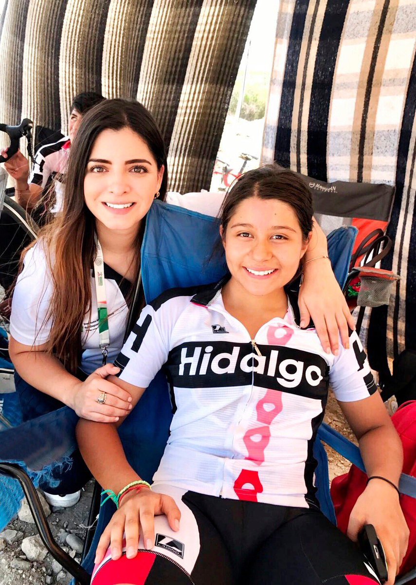 SEPHidalgo's tweet photo. Atletas hidalguenses tienen una exitosa participación en #ON2017 #NJ2017 ¡Felicidades por esas medallas! 🥈🥈🥉🥉#OrgullosHidalguenses https://t.co/7ojwqGSJN3