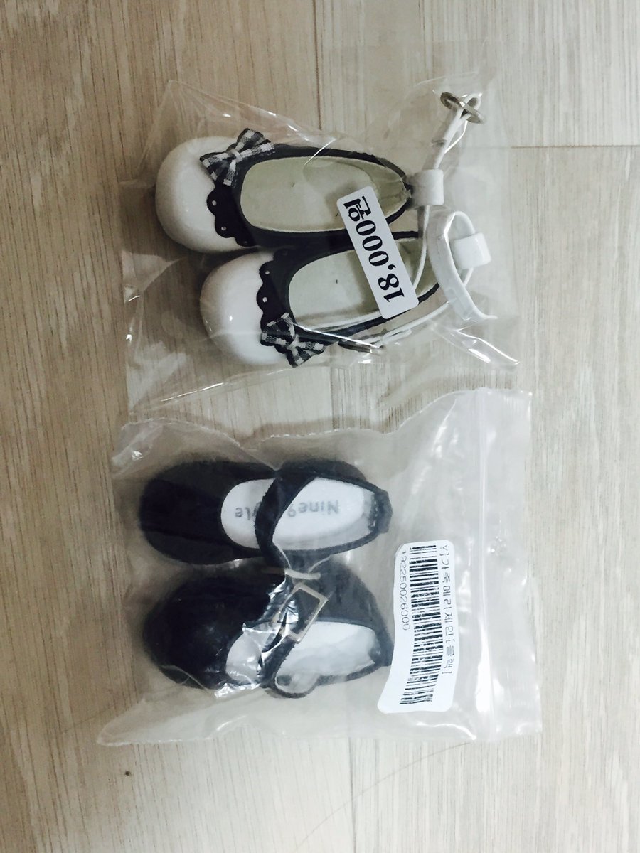 gaya_TT's tweet photo. Usd 물품 급전으로 운포 10에 판매하고 있어요 사진 외에두 있으니 링크 참고해주세욧 #트인덕장터 
https://t.co/LY0RFkZ4RR https://t.co/xA6hxwxWTP