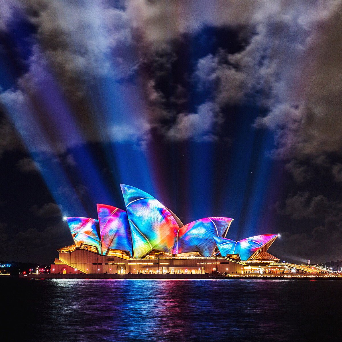 serajwright's tweet photo. I've just spent the last few days shooting @VividSydney with @Olympus_AU 
@Australia #australia #OlympusInspired https://t.co/85hNsmxyCY
