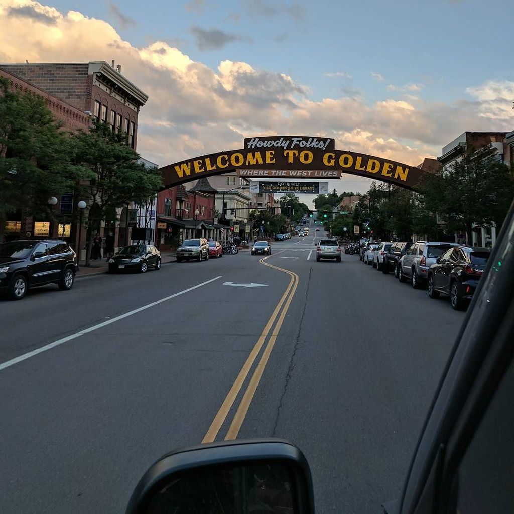 azamatsmith's tweet photo. Two thousand mile journey from Rhode Island to Golden complete, now the fun begins: 50 days to covert the #sprinte… https://t.co/NOgktLW2LX https://t.co/xbJgQEfvXv