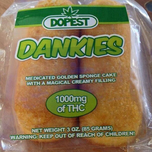 DankLounge tweet picture