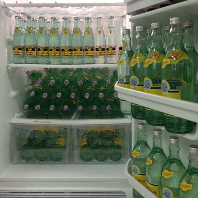 dmy986's tweet photo. @russellybarra @TopoChicoUSA @MichaelBerrySho Me too. https://t.co/EH0Jxp1my8