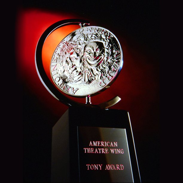 BrettStimely's tweet photo. Congratulations all TONY nominees and trophy awardees!  #TonyAwards2017 #TonyAwards https://t.co/olgjv3FIBe