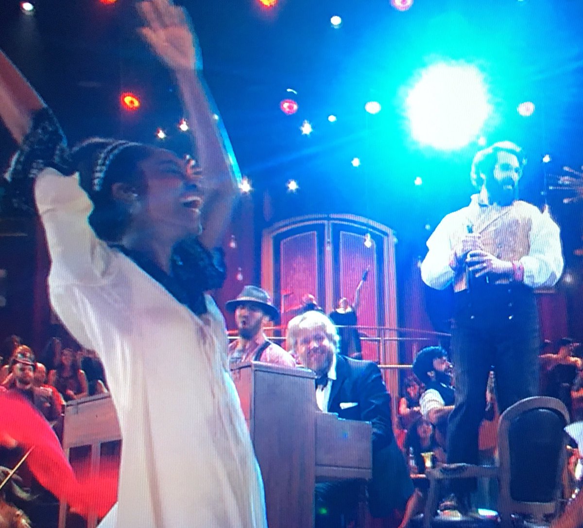 sherylhugg's tweet photo. Seeing @GreatCometBway was every bit as fun as it looked on that stage. #TonyAwards2017 https://t.co/eEI0H2QfBV