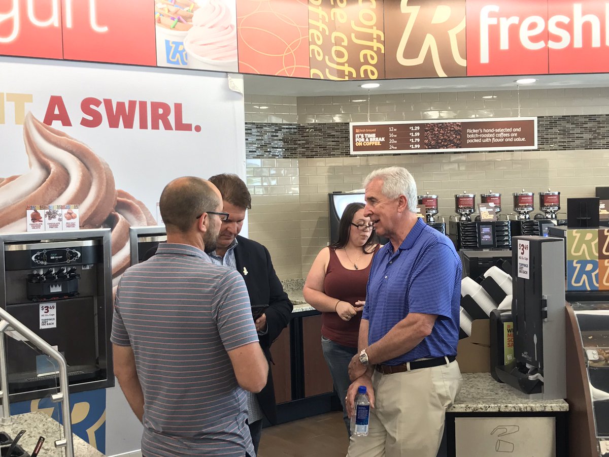 LPMonroeCounty's tweet photo. Glad to see so many people standing up for fair and rational alcohol policy! #lpdrinkin https://t.co/Gr73THo7Fz