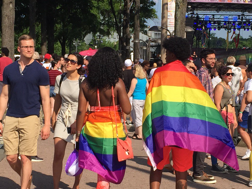 darcyspencer's tweet photo. Latest on #Pride2017 at 11. https://t.co/uQU44LuGwf