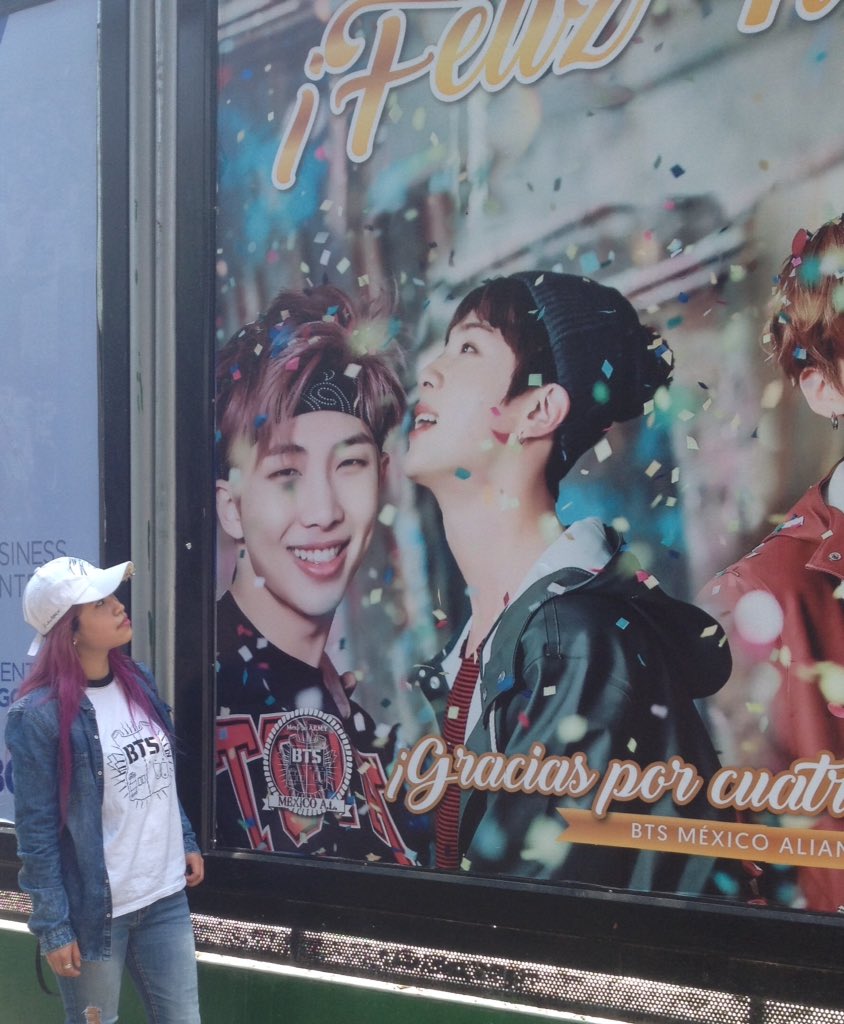joon_isGod's tweet photo. #FOURYEARSWITHBTS #BTSINMEXICO #2017BTSFESTA @bts_bighit @BTS_twt @BigHitEnt @BTSMexicoAL #army https://t.co/gUrOZVTNOC
