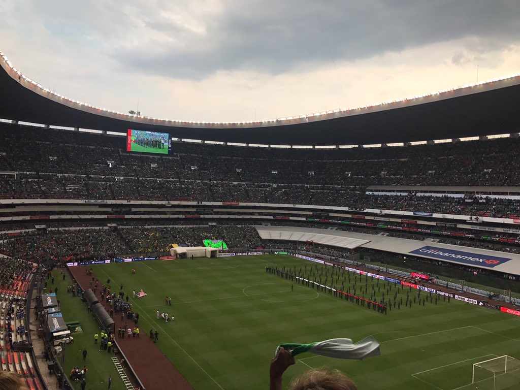 JosDice's tweet photo. ¡Venga México! https://t.co/IisbExVAha