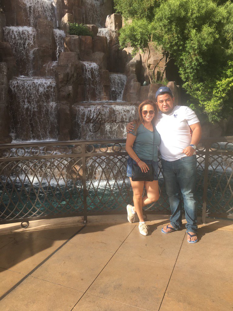 normaembriz's tweet photo. Las Vegas! https://t.co/W8XYP0H86Y
