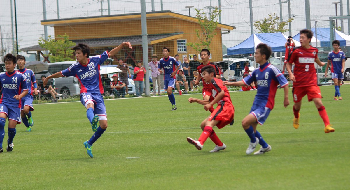 さき على تويتر 第28回九州クラブユースu 18サッカー選手権大会 17 6 11 日 佐賀市健康運動センター ロアッソ熊本ユース 2 0 アミーゴス鹿児島u 18 1点目 樋口叶選手 後半に値千金のゴール 右サイドから25澤田航汰選手のクロスを9小島圭巽選手が左に流してズドン