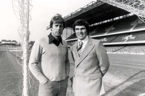 Happy birthday to former manager Bobby Gould who turns 71 today.   