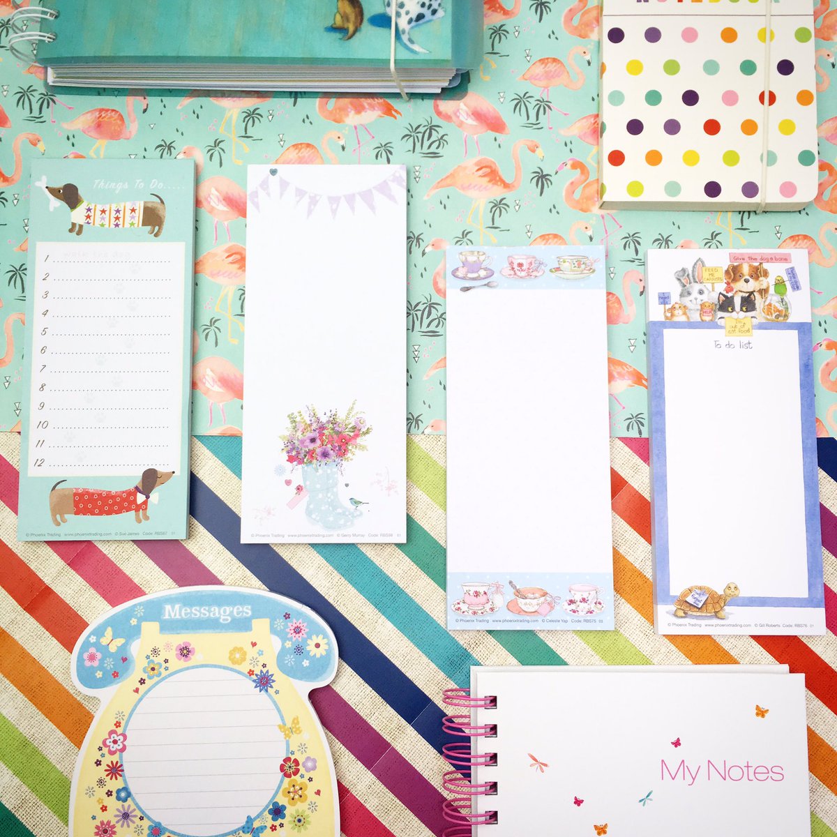 We love a list, and these cute illustrated jotter pads are perfect for keeping tabs on your Monday morning to dos! ✅📝#lists #stationery