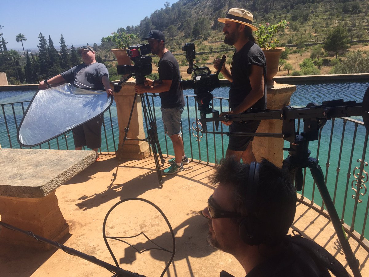 WatsonProd's tweet photo. Hot sunshine shoot for #children Finnish #tvshow with awesome bears #production The Nordic #teletubbies on #location in Spain #titinalle https://t.co/7ISH0kFzWh