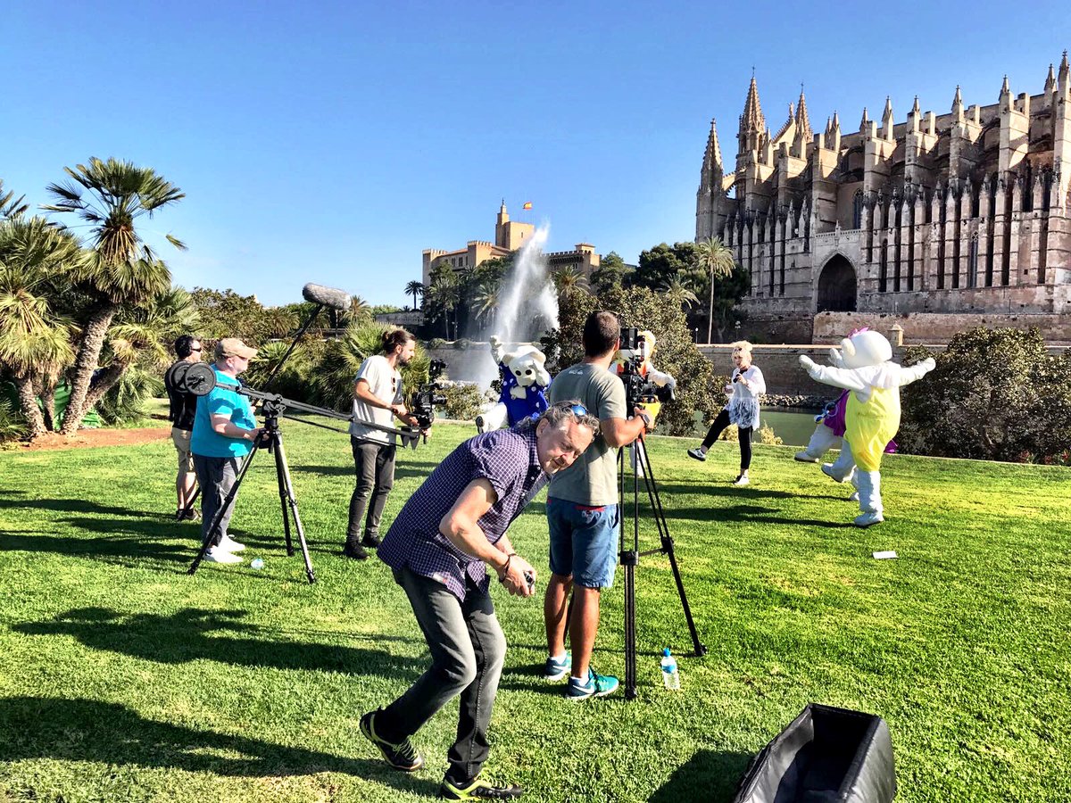 WatsonProd's tweet photo. Hot sunshine shoot for #children Finnish #tvshow with awesome bears #production The Nordic #teletubbies on #location in Spain #titinalle https://t.co/7ISH0kFzWh