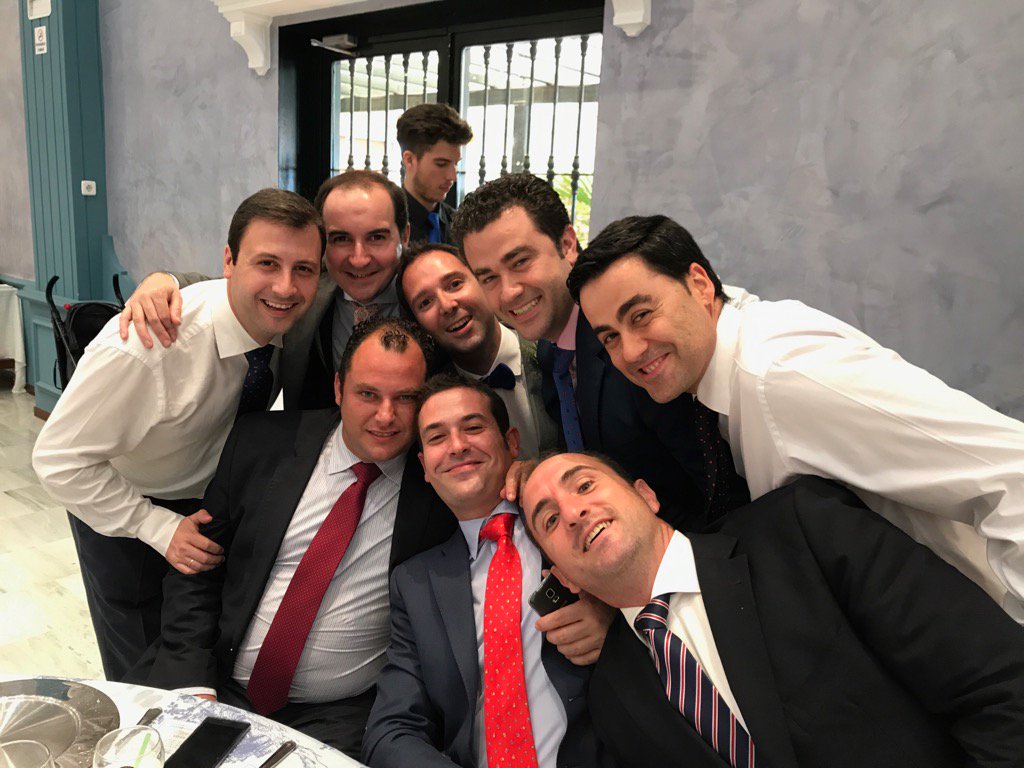 1er round conseguido, vamos por el 2º! Con <a href="/PepeMorilla/">Pepe Paco Morilla</a> <a href="/jorge_nai/">Jorge Garcia</a> <a href="/chinchigol/">Eduardo Chinchilla</a> <a href="/ManCalMor/">Manuel Calero Moreno</a> @NavasEA <a href="/pedromgz/">Pedro Gonzalez</a>