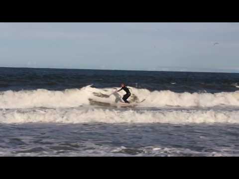 SurfingHQNet's tweet photo. #surfing FUN TIME SURFING MESSY WAVES - https://t.co/ISyohg1uu2 #RT #Retweet https://t.co/zIyCM6Oyjz