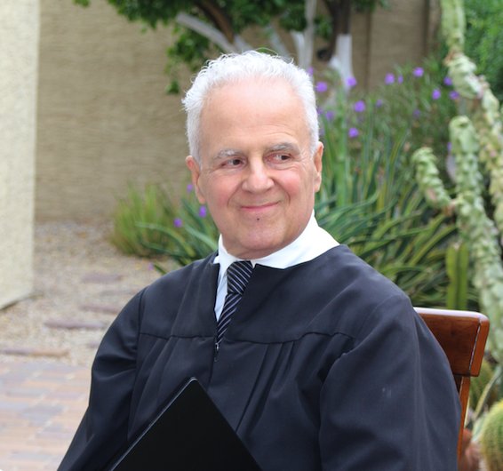 ceremonyphoenix's tweet image. For 22 yrs #Officiant Rev Paul has officiated ceremonies couples love bk they matched what they wanted #EngagedCouples #WeddingPlanning #Wed