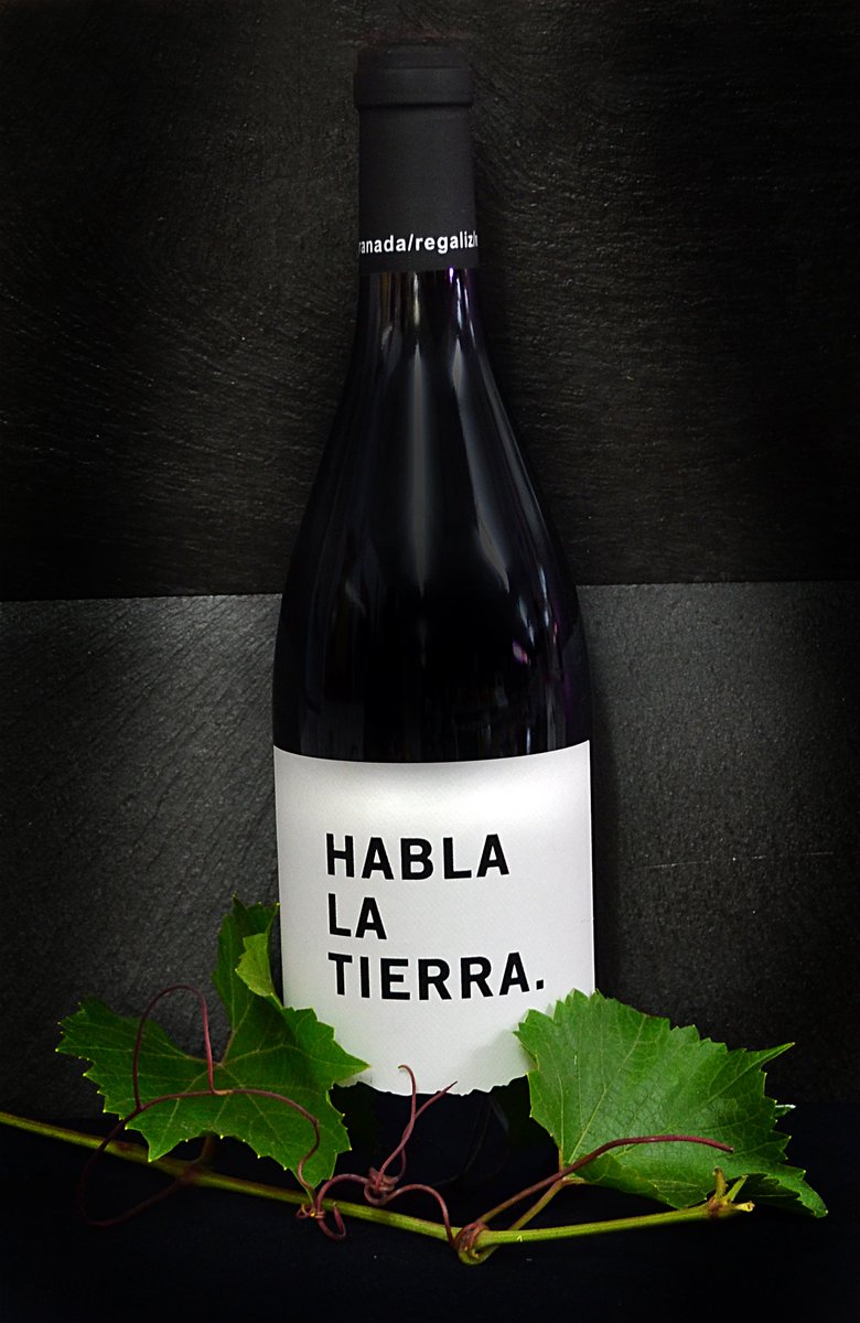 ExtremaduraG's tweet photo. ¿Quieres tomarte un buen descanso? Te lo mereces! Prueba nuestros productos acompañados de un gran vino regional #HablaLaTierra #Extremadura https://t.co/p95cWWBfEL