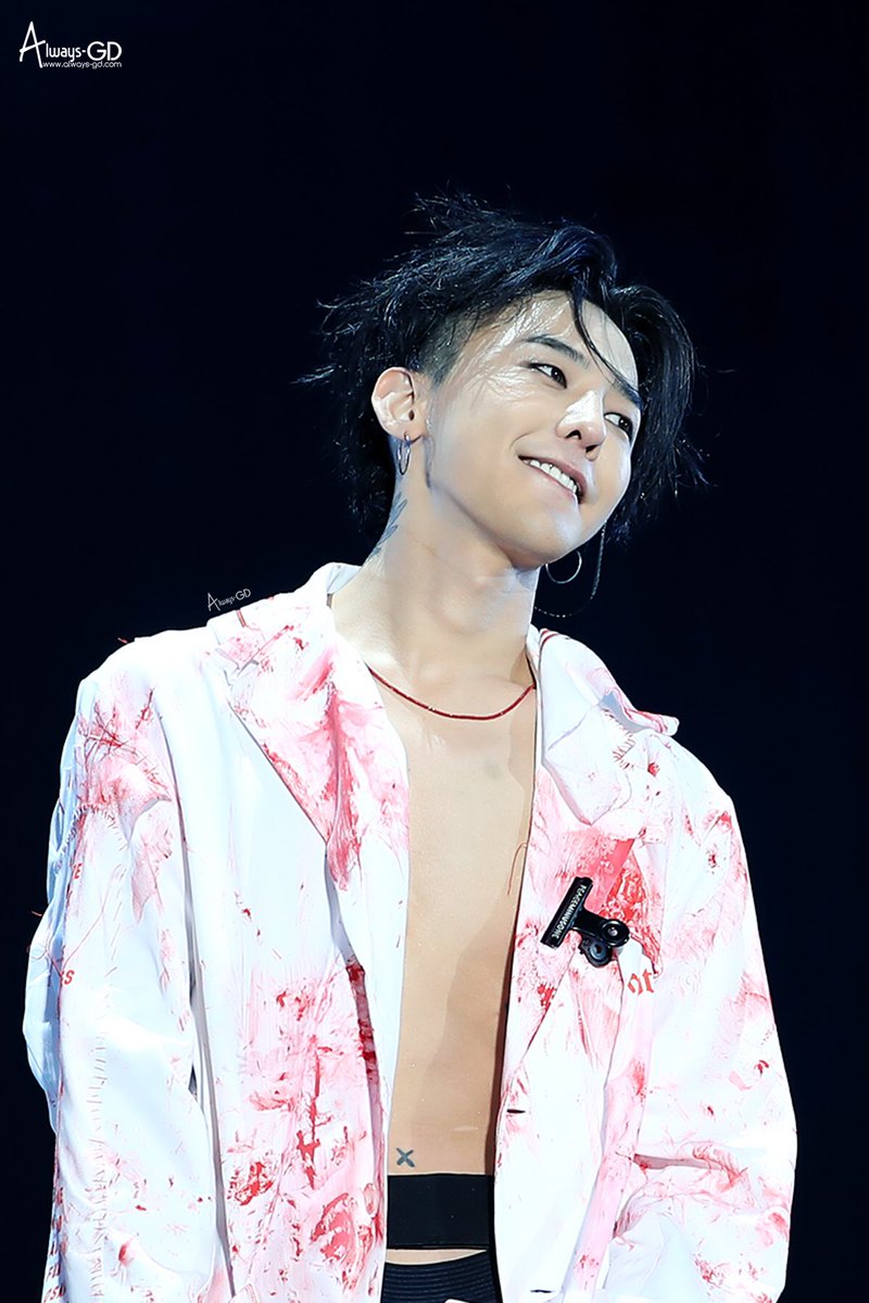 always_gd's tweet photo. ACT III, M.O.T.T.E in SEOUL🔺

네가 있어 많이 행복해🌸

우린 언제나 늘 여기 있을게🙏🏻
오래오래 보자. @IBGDRGN 

#AlwaysGD https://t.co/xCgumnISB5