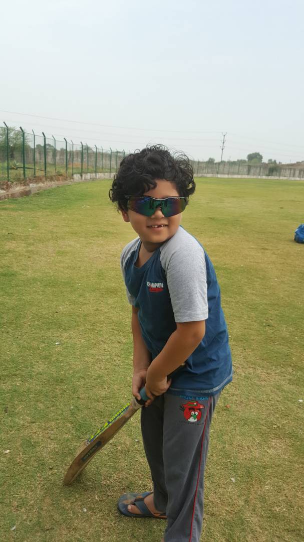 iamasp's tweet photo. #Sachin is Back!!!  Did you notice @sachin_rt Paaji?  My nephew ARADHAYA 🙂☺😜 https://t.co/Ger4eQIXdb