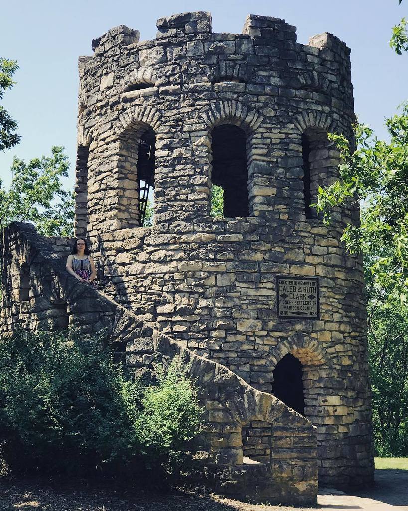 amseaman's tweet photo. You never know what you might find in the middle of the woods in Iowa. // #igersmidwest #clarktower https://t.co/cwWE70aq7r https://t.co/Qd2wa7BzWm