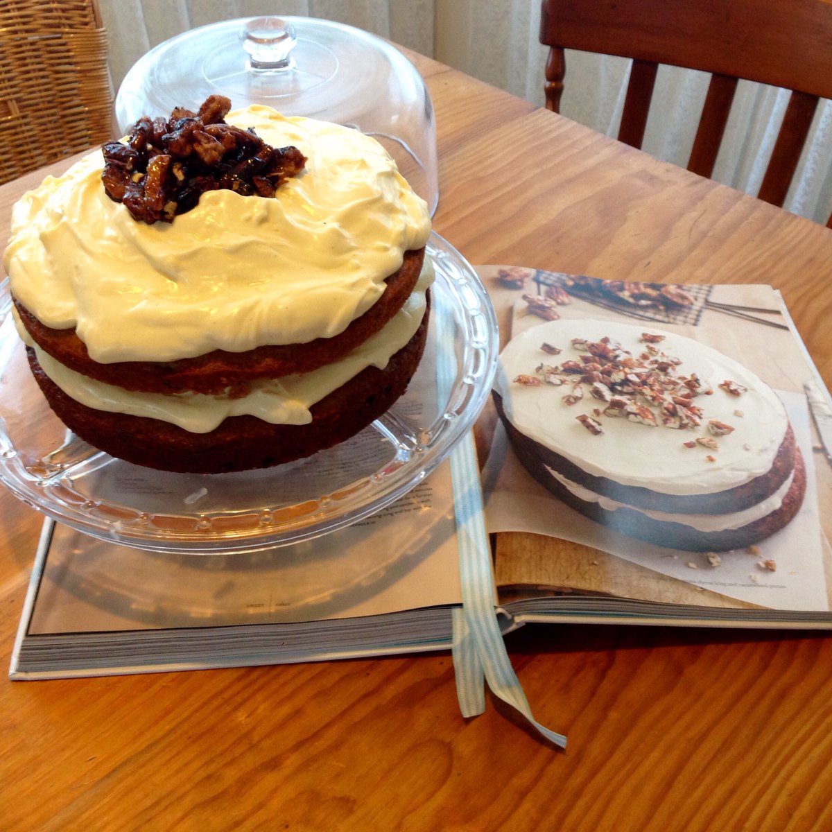 Who wore it better? Carrot cake w/ caramelised (burnt 😂) pecans. Thanks for the recipe <a href="/donnahay/">donna hay</a> #rustic #longweekend 🎂🎂🎂